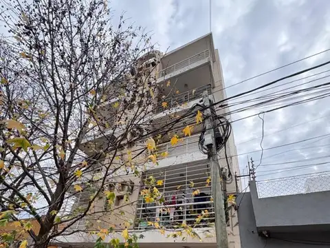 Departamento - Alquiler - Argentina, Tres de Febrero - Pastorino 945