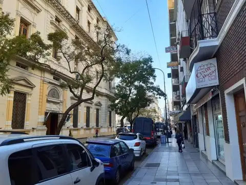 Local en Venta 50 años