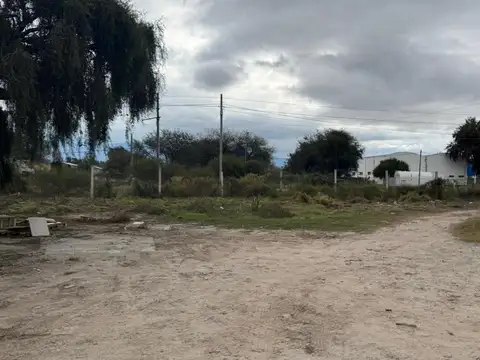 Galpon en Alquiler en San Fdo del Valle de Catamarca, $ 1.700.000