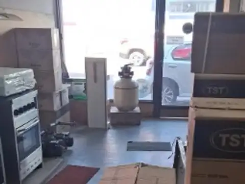 Local en Alquiler en Villa Lynch, $ 660.000