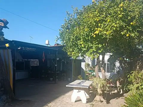 Casa en Venta en Villa Santos Tesei, USD 87.000