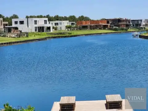 Casa en Venta en Nordelta Carpinchos, USD 800.000