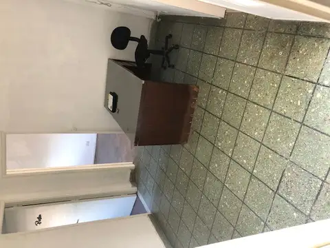 Local, Oficina Deposito En Primer Piso 98m2 Cubiertos Mas 100m2 De Terraza Ideal Todo Destino Real Oportunidad 