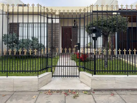 VENTA CASA 4 AMBIENTES SAN JUSTO