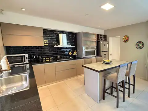 Casa en Venta al Oeste
