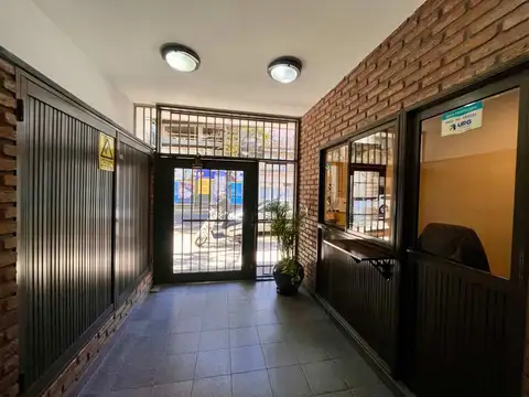 Alvear 1400