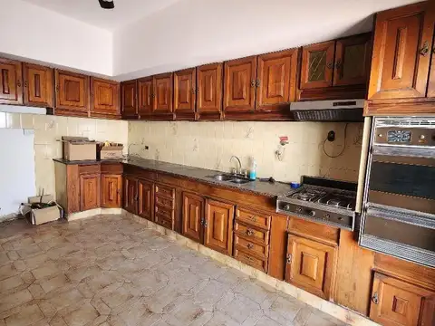 Depto Tipo Casa 5 ambientes con 1 baño