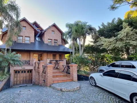Casa en Venta de 5 dormitorios