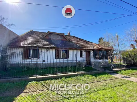 Casa en Alquiler Comercial | Colectora Este  N°207, a metros de la entrada de Escobar