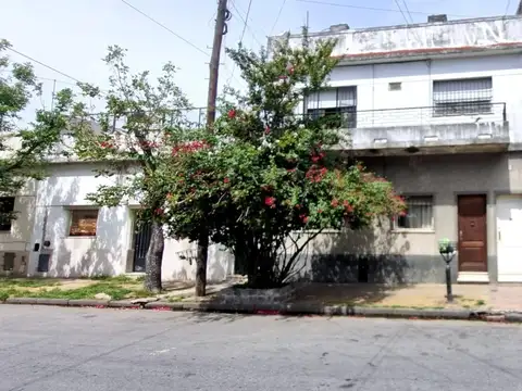 PH de 3 ambientes ubicado en Avellaneda 