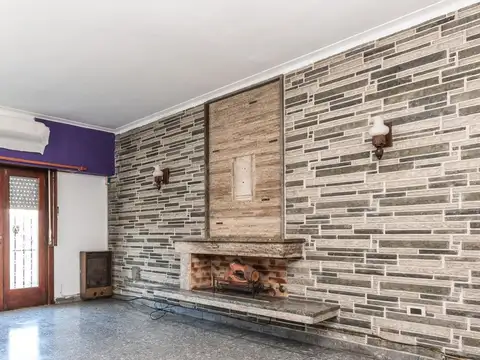 Depto Tipo Casa en Venta 51 años