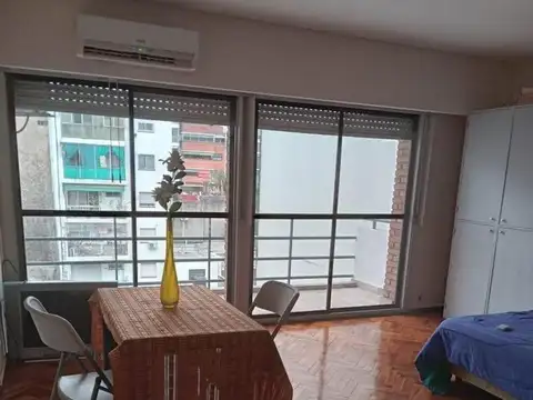 Vidt 1700, Piso 5°