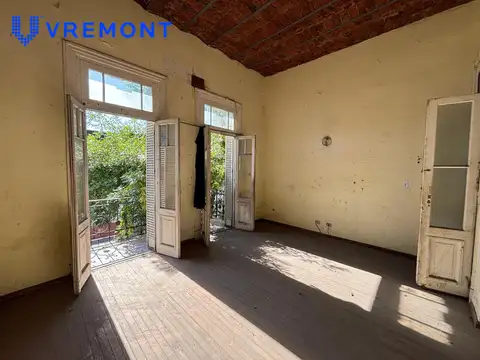 Depto Tipo Casa en Venta en Balvanera, USD 155.000