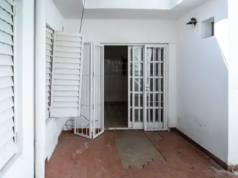 Depto Tipo Casa en Venta 48 años