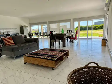 Casa en Venta 1 año