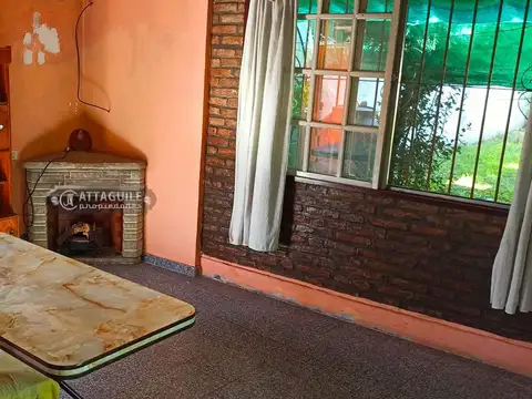 Casa en Venta con 1 cochera