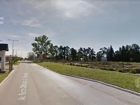 Av. Monseñor Obispo Novak Y Coronel