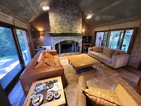 Casa en Venta de 4 dormitorios