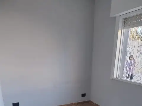 Hermosa Propiedad sobre Nuestras Malvinas 32, Glew