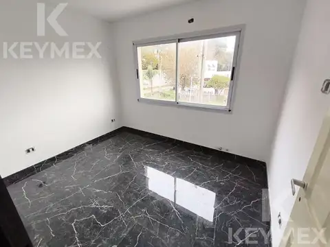 Casa en venta | 3 dormitorios! Posible APTO Banco/ Juan Maria Gutierrez/ Berazategui