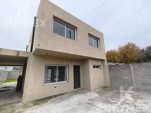Casa en venta | 3 dormitorios! Posible APTO Banco/ Juan Maria Gutierrez/ Berazategui
