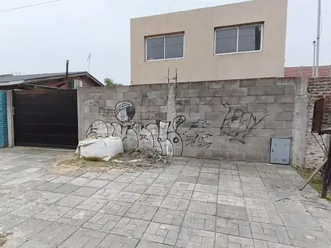 Casa en Venta con 4 cocheras