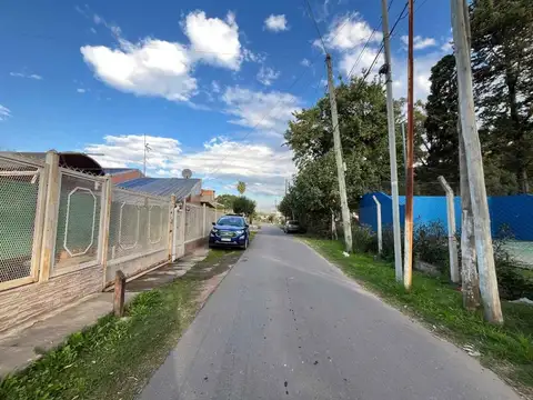 Casa 3 ambientes con 2 baños