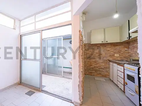Avenida Lincoln 4600, Piso 0