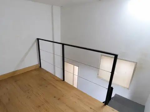 Depto Tipo Casa 4 ambientes con 2 baños