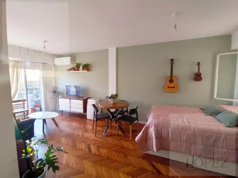Alquiler Departamento en Florida, monoambiente con balcón