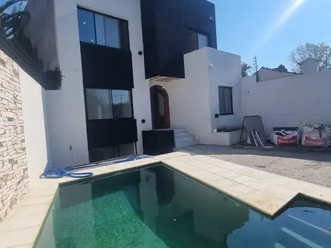 Casa en  Venta 4 ambientes a estrenar en Ciudad Jardín del Palomar