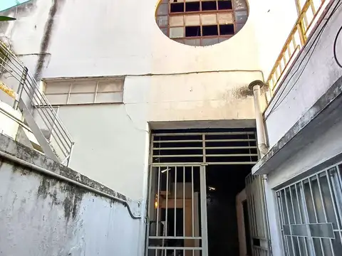 Depto Tipo Casa en Venta 60 años