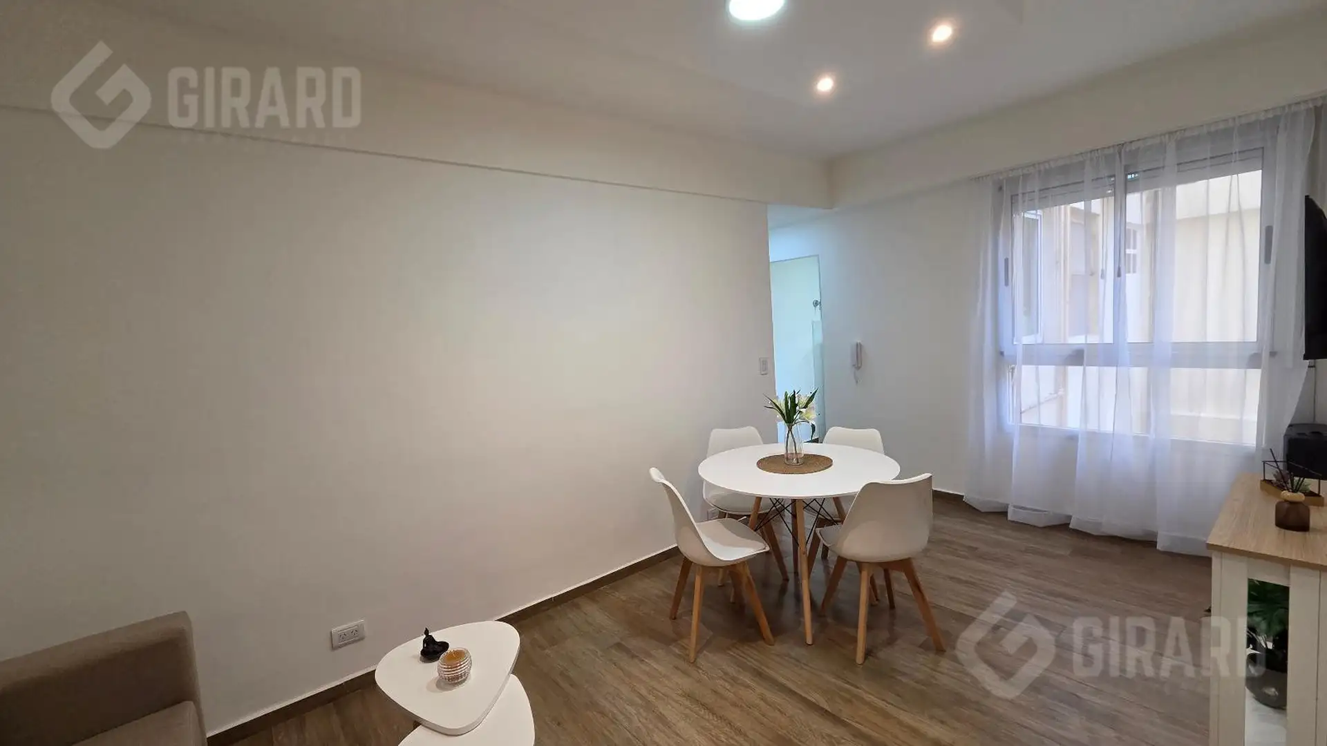 Depto 2 amb, 34m² lateral reciclado — Centro