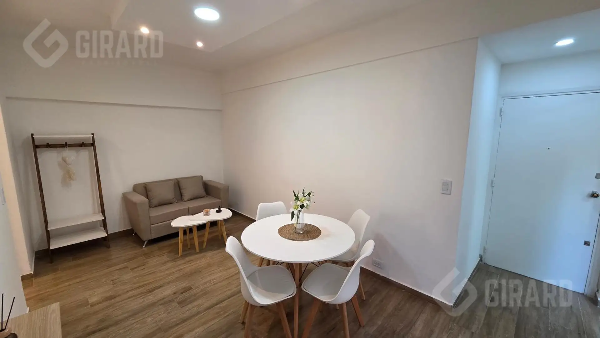 Depto 2 amb, 34m² lateral reciclado — Centro