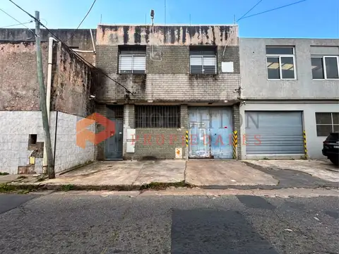 William Morris  al 1000