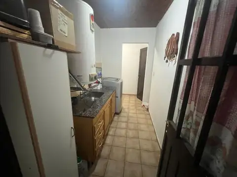 CASADE 4 HABITACIONES EN VENTA EN MAIPU