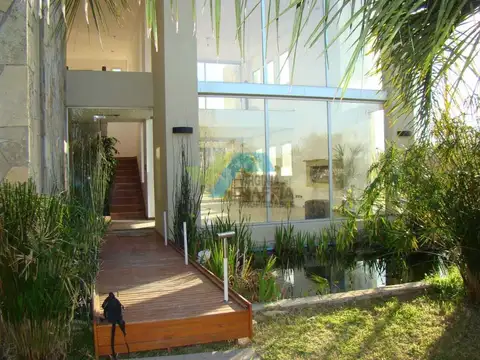Casa en Alquiler de 4 dormitorios