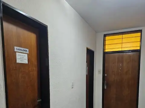 Mitre 868 , Piso 2