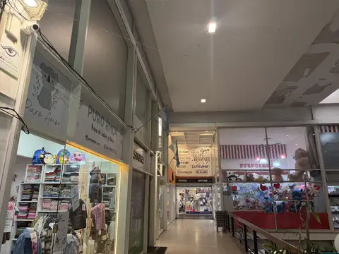 Local en Venta 57 años