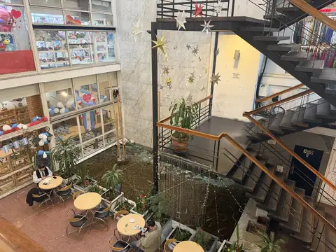 Local en Venta 57 años