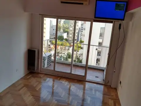 Venta departamento de 2 ambientes - FLORES