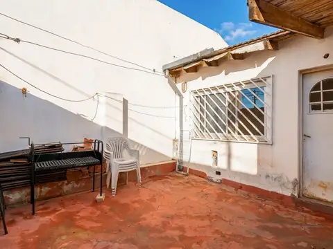 Depto Tipo Casa en Venta 40 años