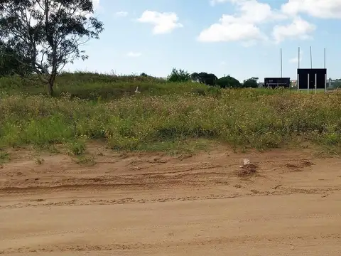 ¡OPORTUNIDAD! LOTE EN VENTA, SECTOR ECUESTRE, ENTRE LAS DOS CANCHAS DE POLO (Lote al 300). EXCELENTE UBICACIÓN.