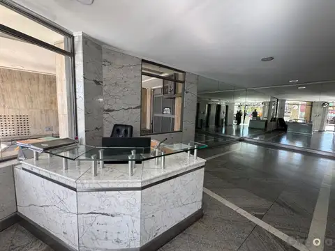 Av. del Libertador 700