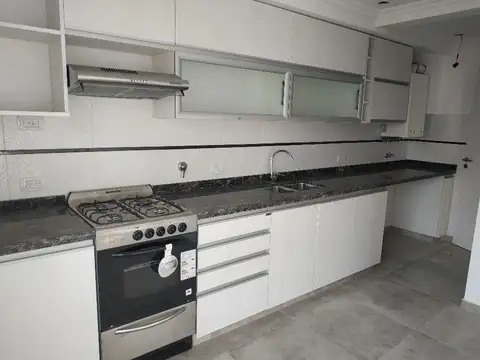 Departamento 3 ambientes con 2 baños