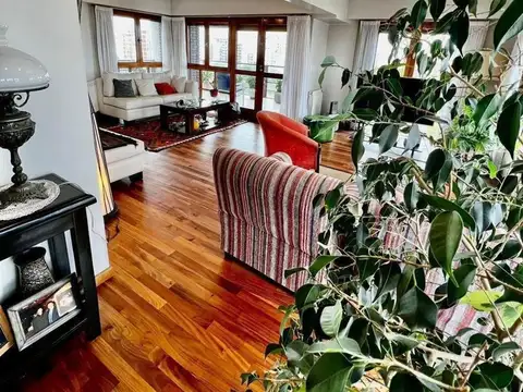 Departamento 5 ambientes con 4 baños