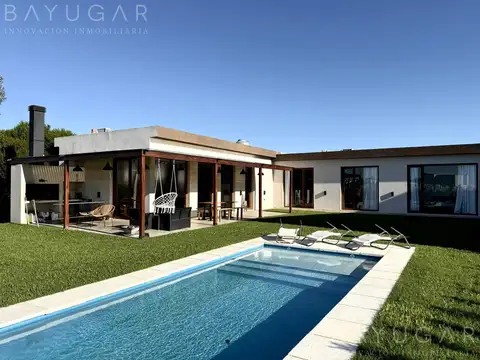 Venta Casa  - San Sebastian, Area 6 - Apto Crédito