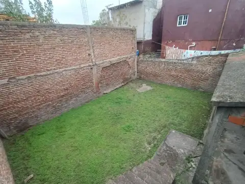 Pasaje los patos 1900. Entre Camacuá y Caxaraville Villa Domínico
