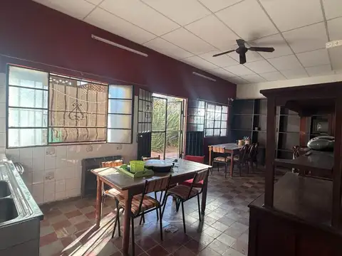 Avenida Presidente Castillo 1600