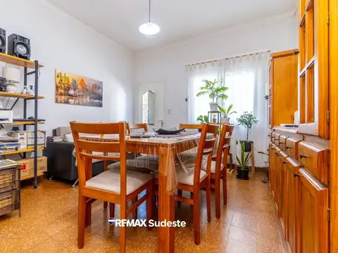 Casa 3 ambientes con 1 baño
